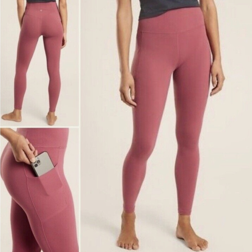 Athleta Salutation stash pocket ll thigh
